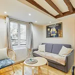 Rent A - Cosy 2bdr Appartement *